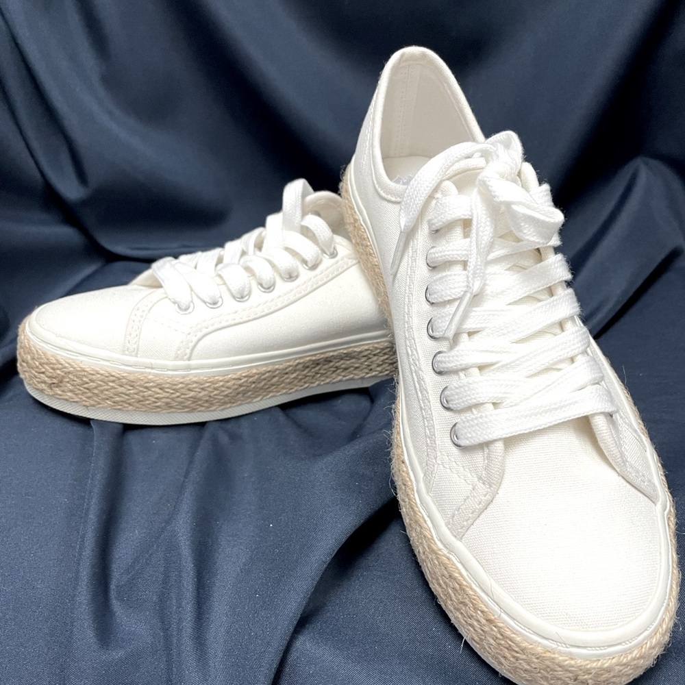 Madden Girl ARIAA Sneakers size 7.5